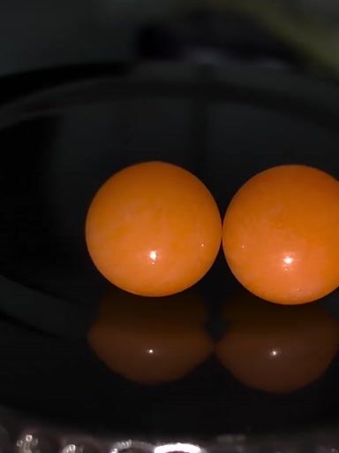 Preview pic of Glowing jack-o'-lantern pearls set