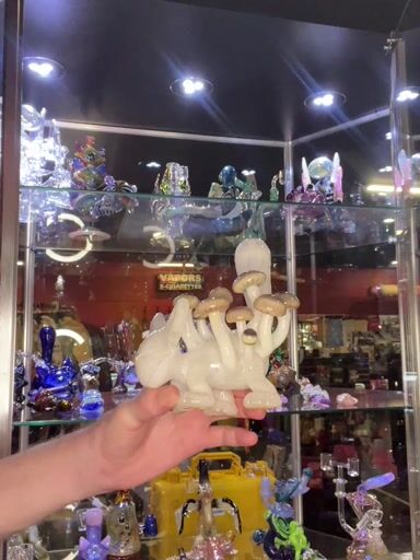 Preview pic of CiciKittyGlass Mushroom Kitty Rig Water Pipe