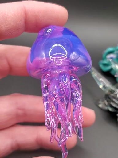 Preview pic of Neo opal jellyfish