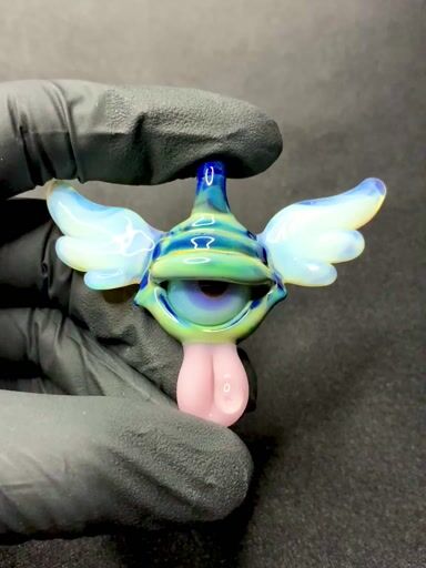 Preview pic of Floating eye pendant