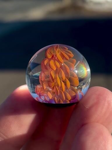 Preview pic of 27mm Gold fumed marble