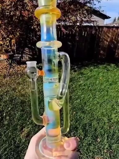 Preview pic of 14” tornado recycler rig/bong