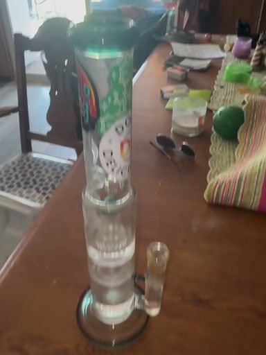 Preview pic of Bong