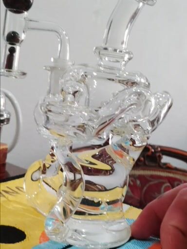 Preview pic of Blais glass recycler with pelican