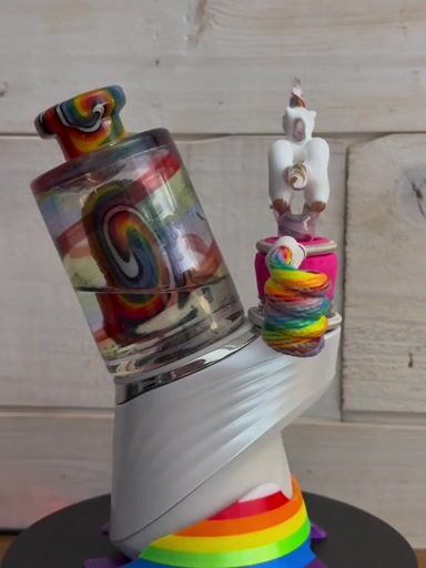 Preview pic of Randohm rainbow chugger Puffco top