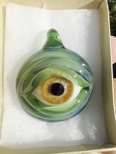 Preview pic of Eye pendant by Blueshift Glass